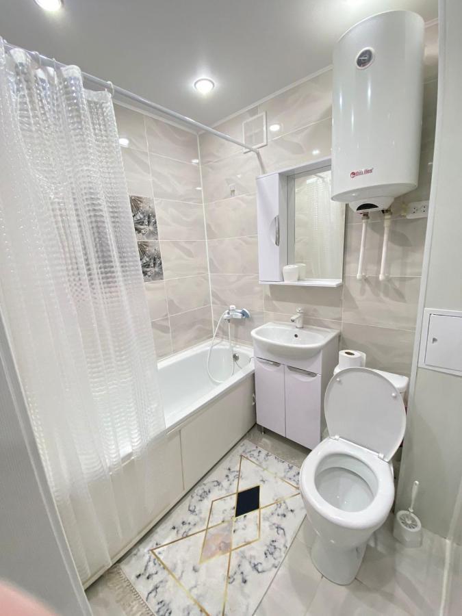 Vip Квартира Центр Uralsk Exterior photo